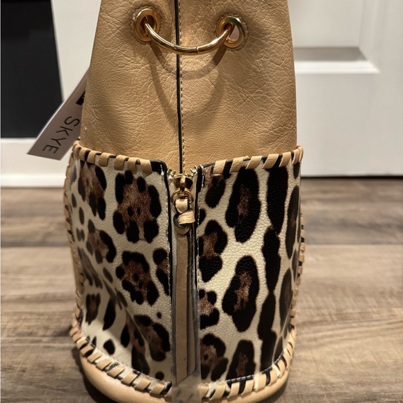 Tan Leopard Print Women's Bag - Picture 3 of 8